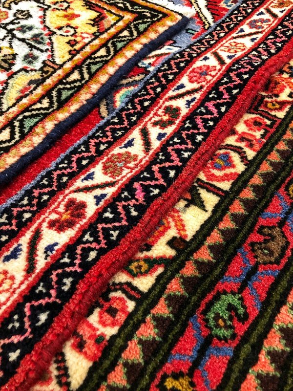 Tapis persan : les techniques de fabrication et signification culturelle de l'accessoire